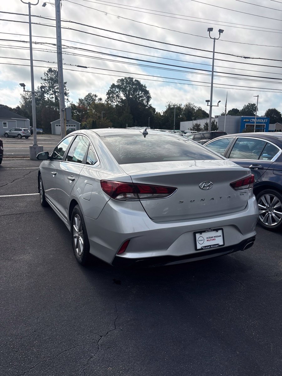 Used 2018 Hyundai Sonata SE FWD image 4