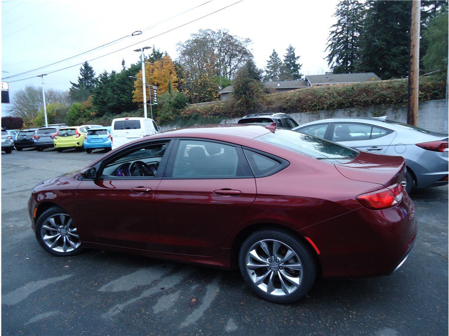 Used 2015 Chrysler 200 S w/ Navigation & Sound Group I image 10
