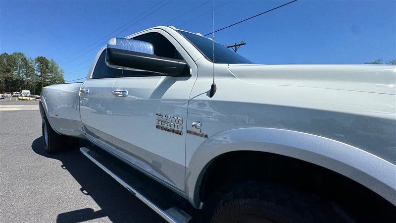 Used 2017 RAM 3500 Laramie image 22