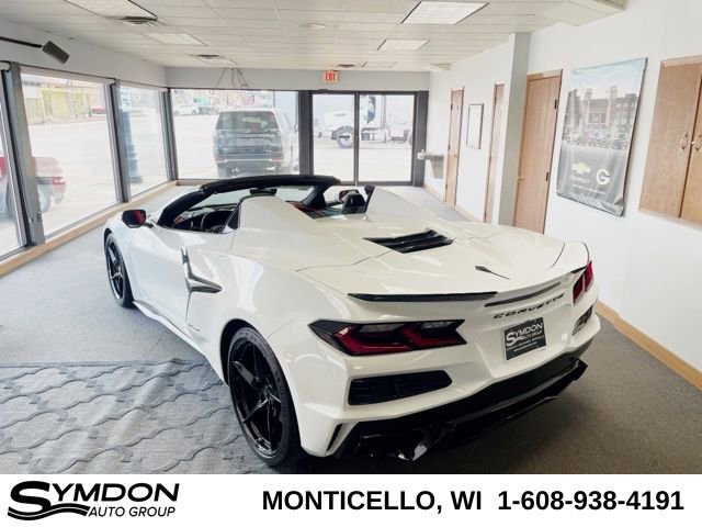 New 2026 Chevrolet Corvette E-Ray w/ Stealth Interior Trim Package image 3