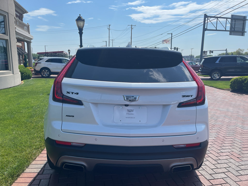 Used 2023 Cadillac XT4 Premium Luxury w/ LPO, ONYX Package AWD/4WD image 9