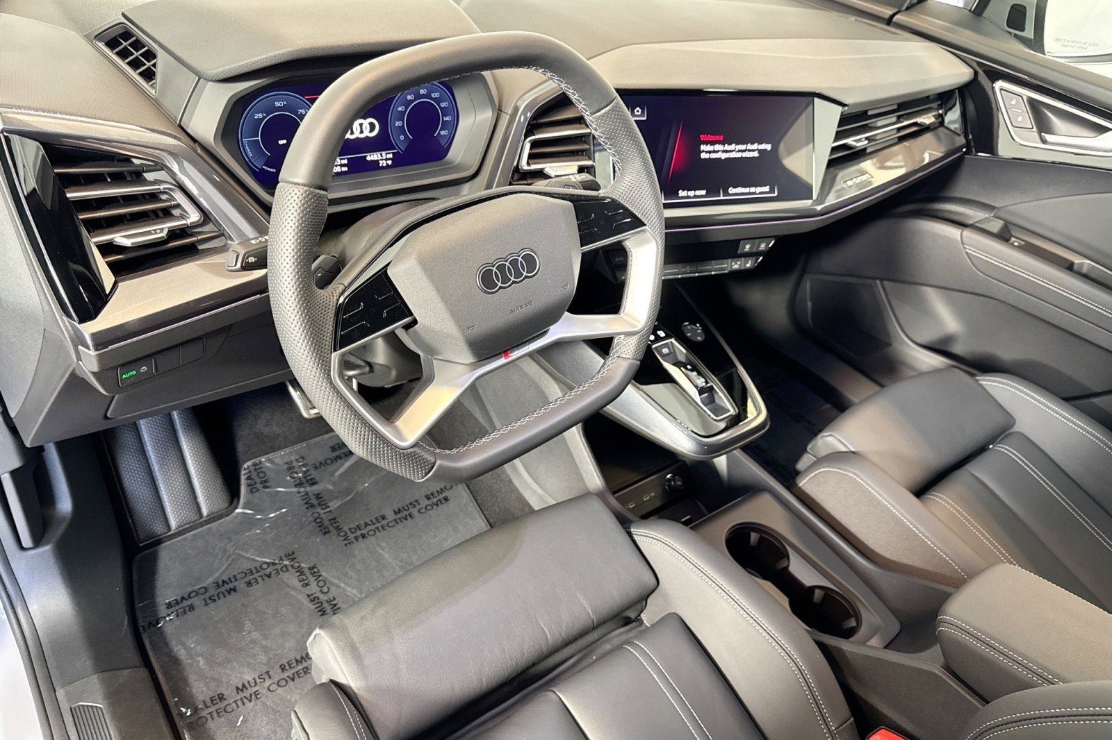 Used 2025 Audi Q4 e-tron Premium Plus w/ Premium Plus image 9