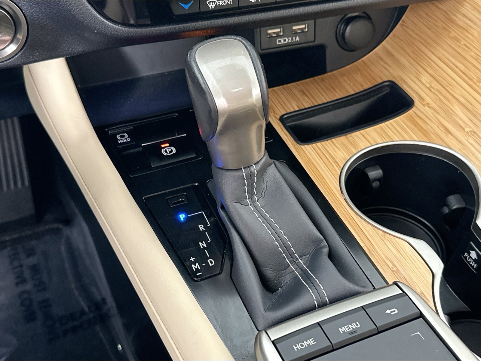Used 2022 Lexus RX 350L FWD w/ Premium Package image 16