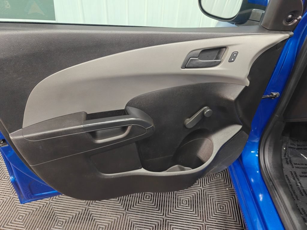 Used 2017 Chevrolet Sonic LS FWD image 35