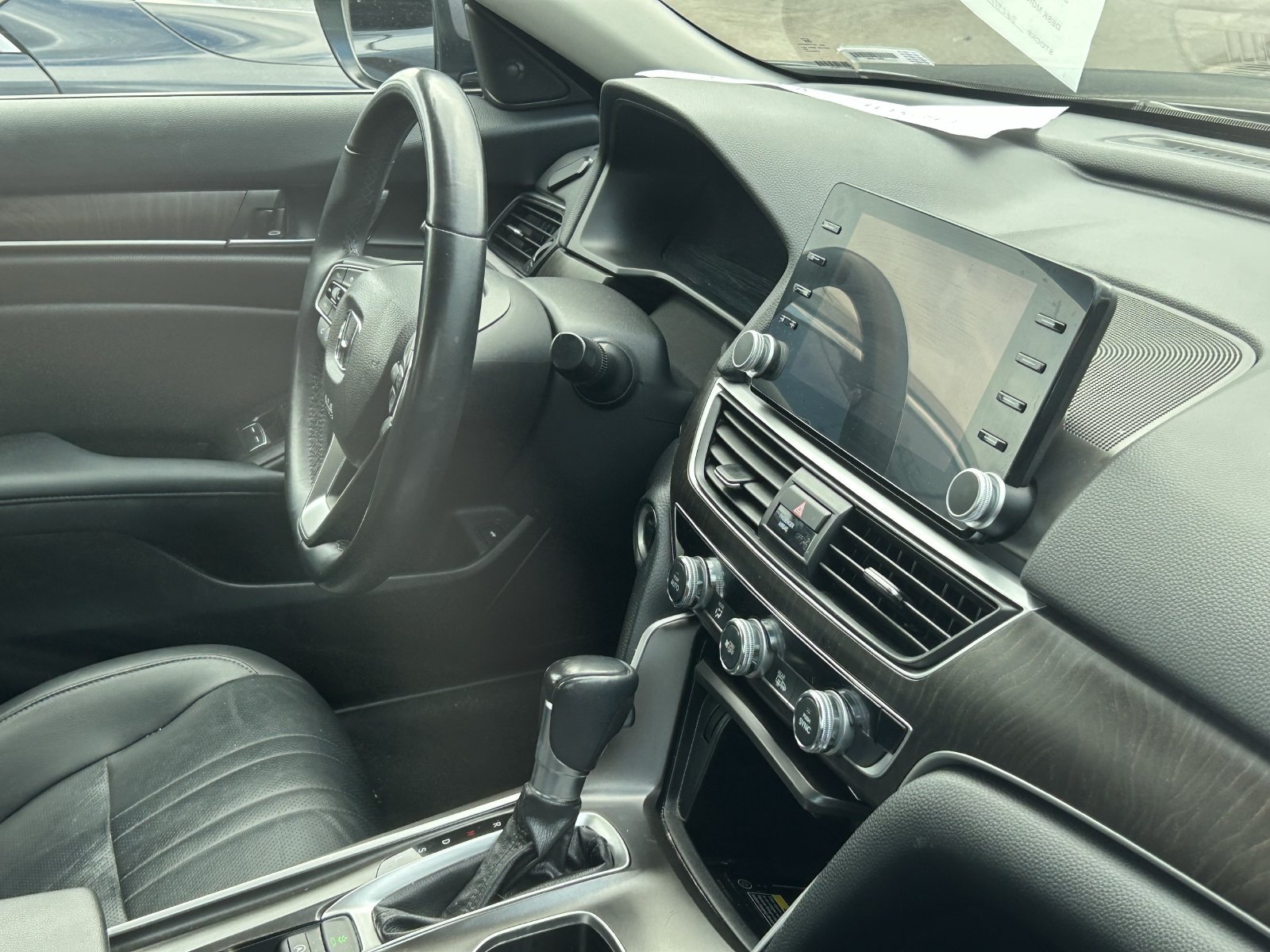 Used 2022 Honda Accord EX-L image 10