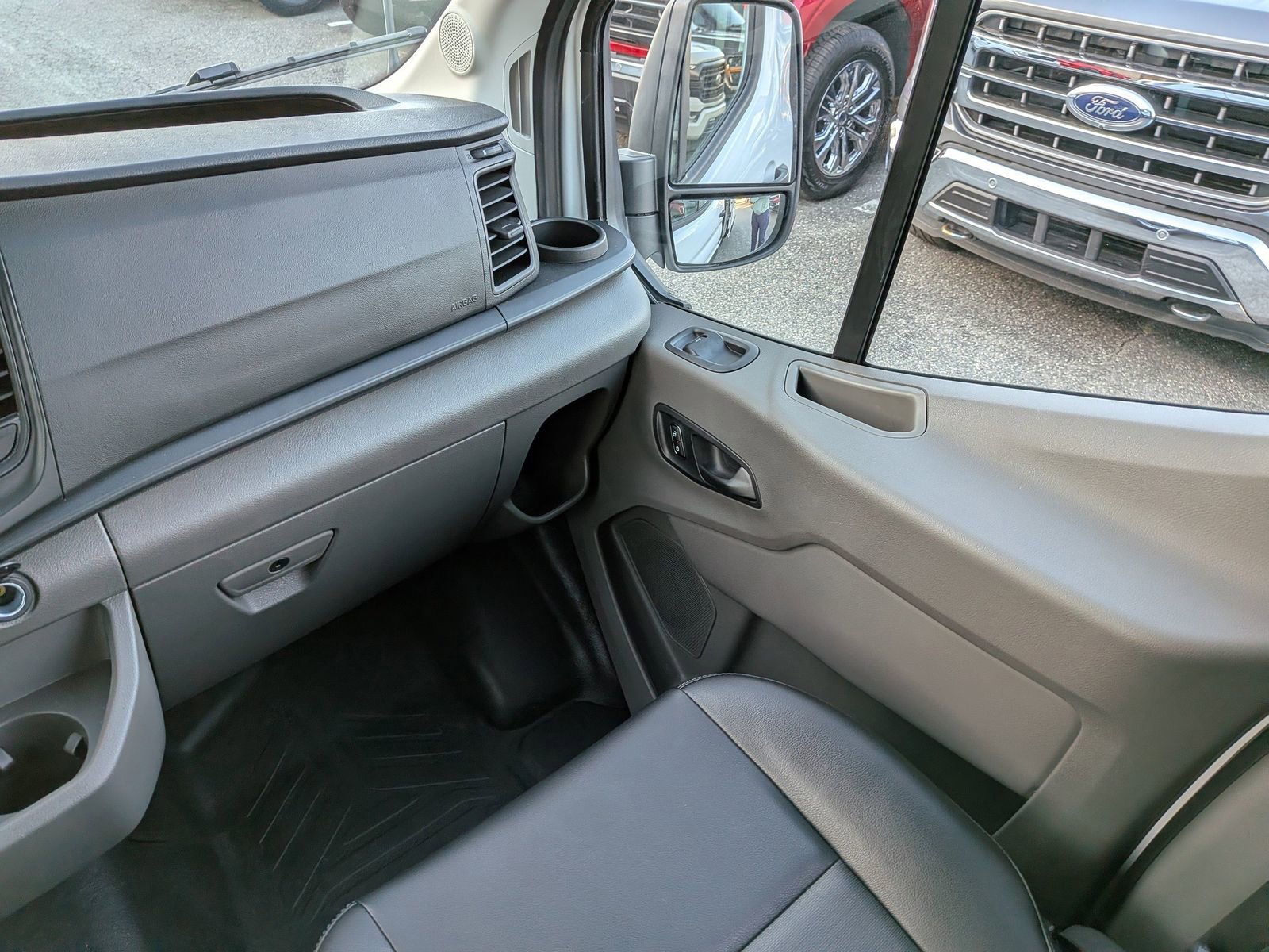 Certified 2025 Ford Transit 350 XL RWD image 16