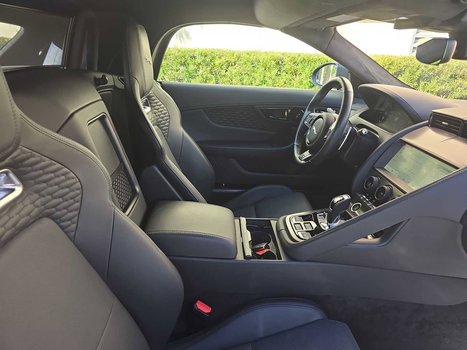 Used 2024 Jaguar F-TYPE R image 22