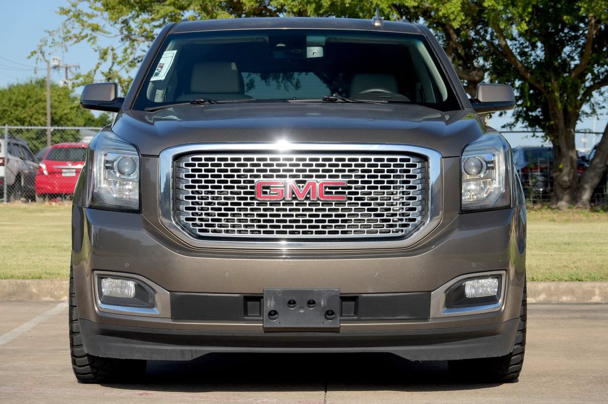 Used 2015 GMC Yukon Denali w/ Open Road Package AWD/4WD image 17