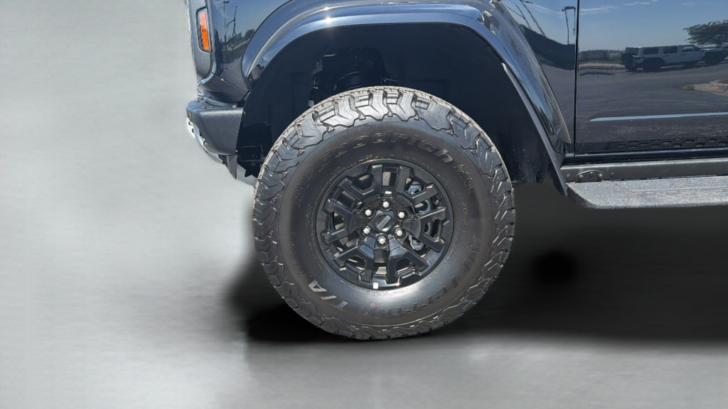 Used 2025 Ford Bronco Raptor AWD/4WD image 31
