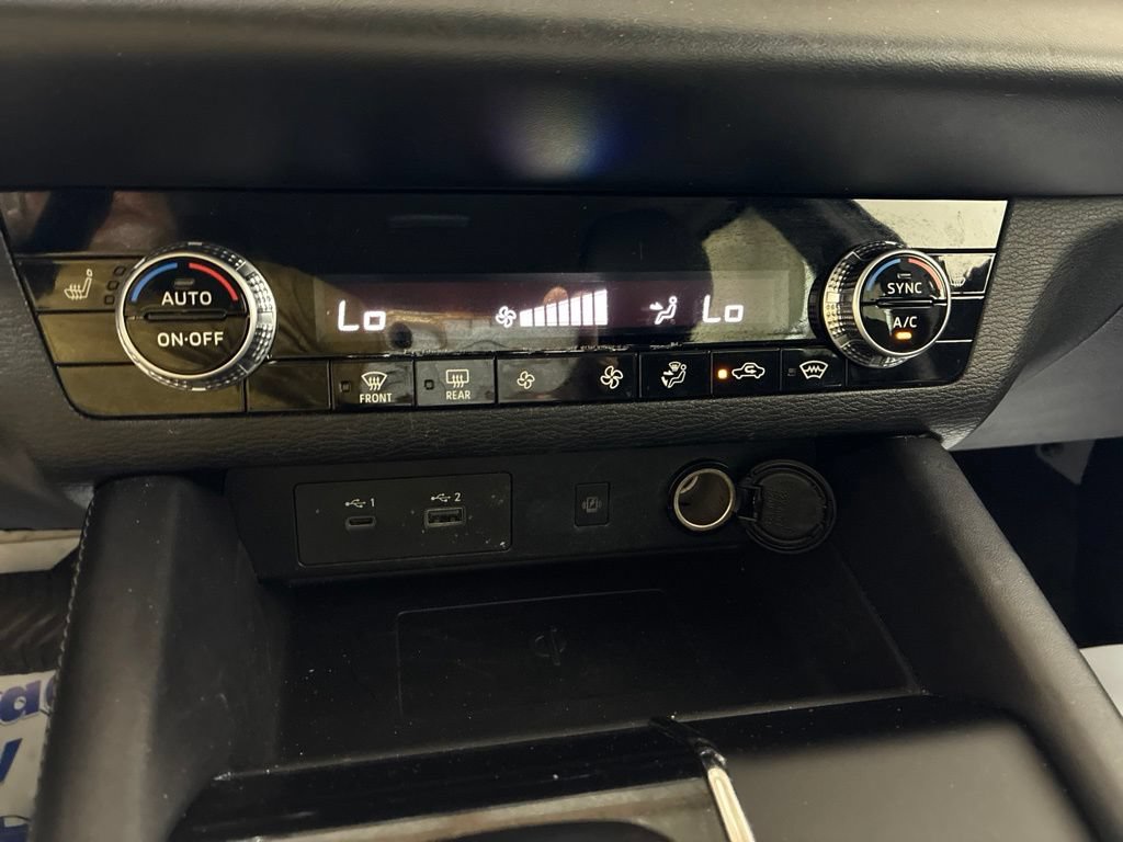 Used 2024 Mitsubishi Outlander SE AWD/4WD image 20