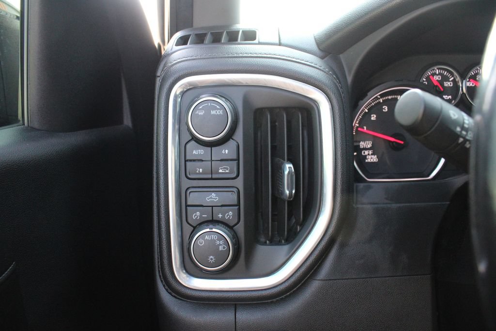 Used 2021 Chevrolet Silverado 1500 LT AWD/4WD image 8