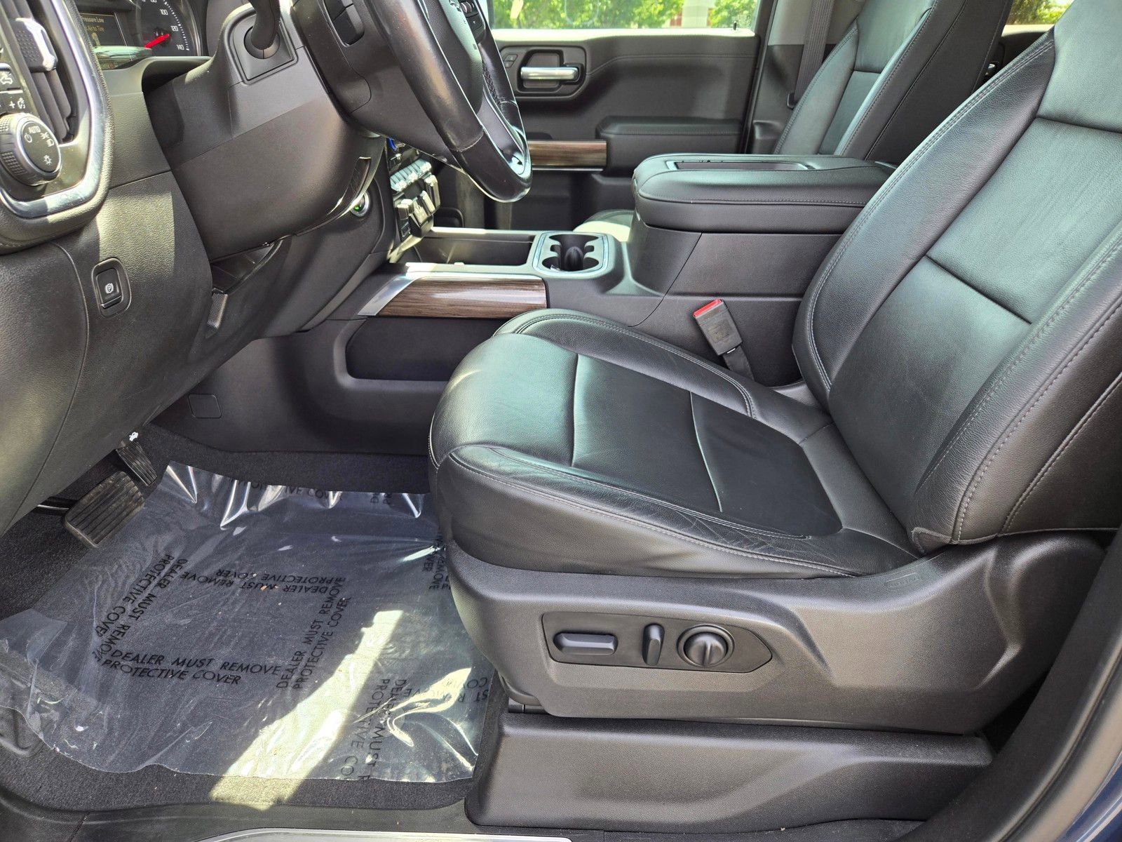 Used 2019 Chevrolet Silverado 1500 LT Trail Boss AWD/4WD image 15