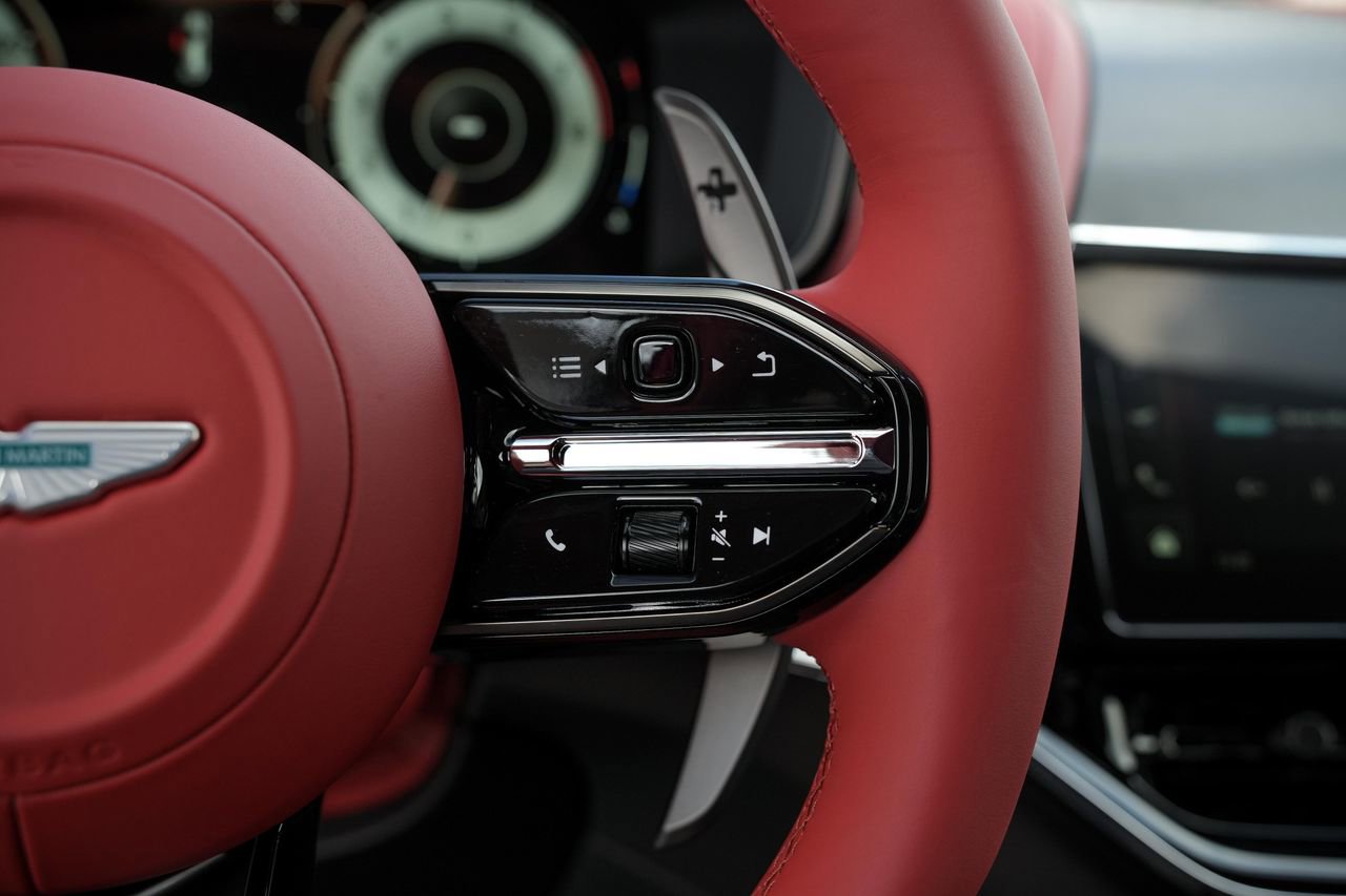 New 2026 Aston Martin DBX 707 image 19