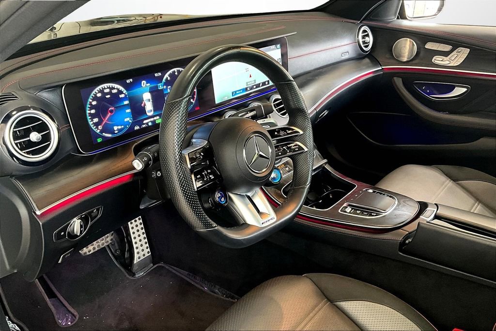 Used 2022 Mercedes-Benz E 53 AMG 4MATIC Sedan image 17