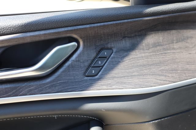 New 2026 Jeep Grand Cherokee L Limited AWD/4WD image 14