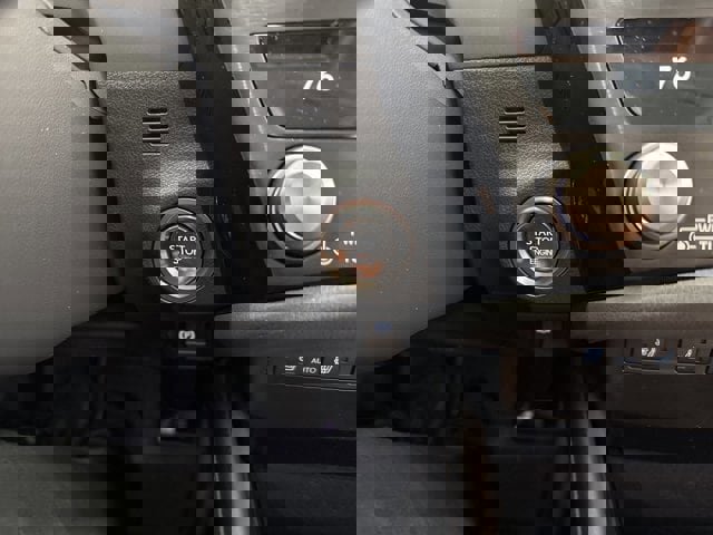 New 2025 Lexus ES 350 Ultra Luxury image 24