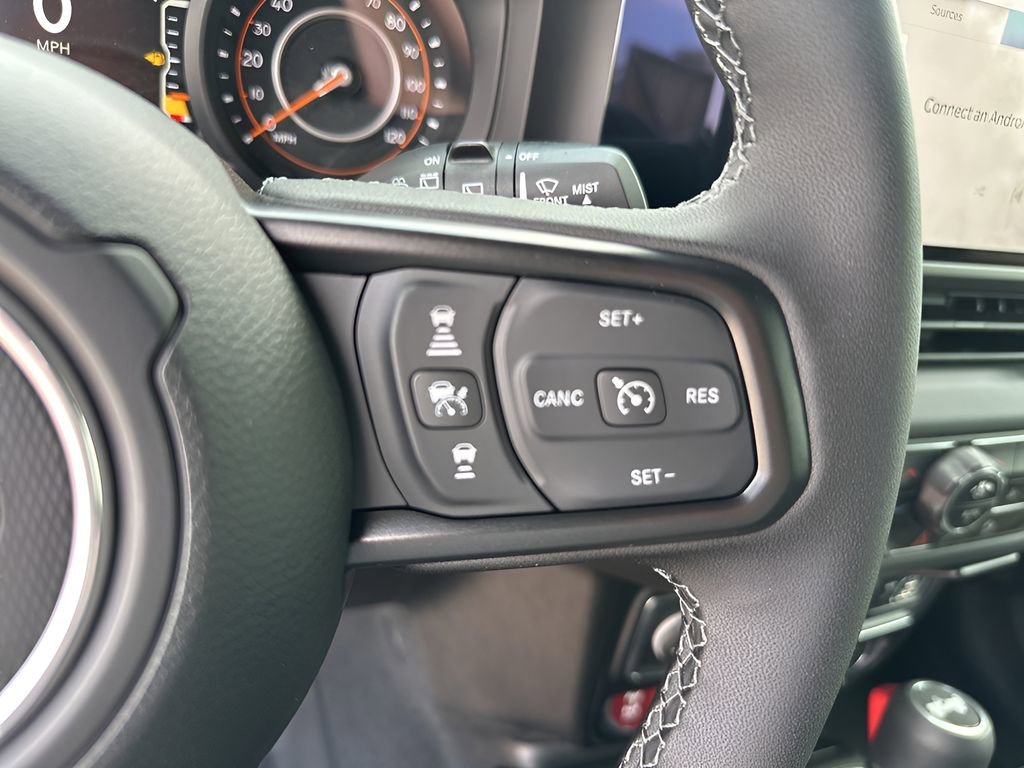 New 2025 Jeep Wrangler Unlimited Rubicon w/ Safety Group image 33