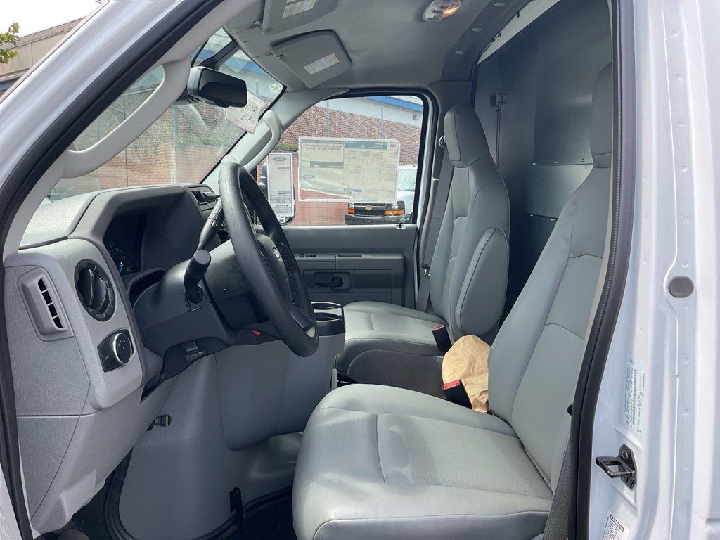 New 2025 Ford E-350 and Econoline 350 Super Duty w/ Driver's Safety Package RWD image 18