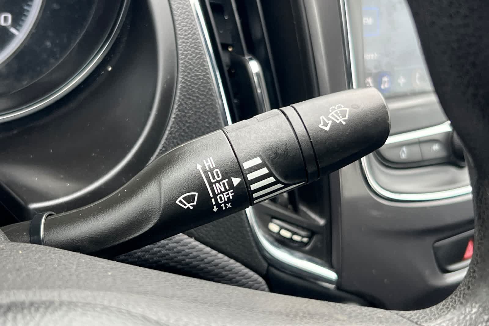 Used 2019 Chevrolet Cruze LS FWD image 25