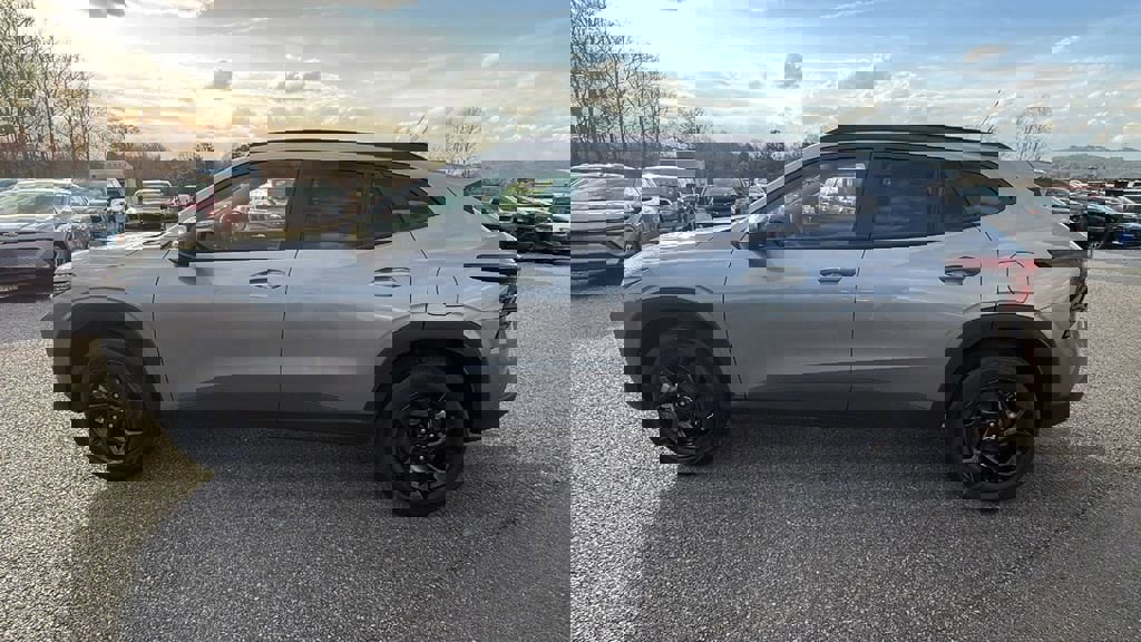 New 2026 Chevrolet Trax LT w/ Midnight Edition image 8