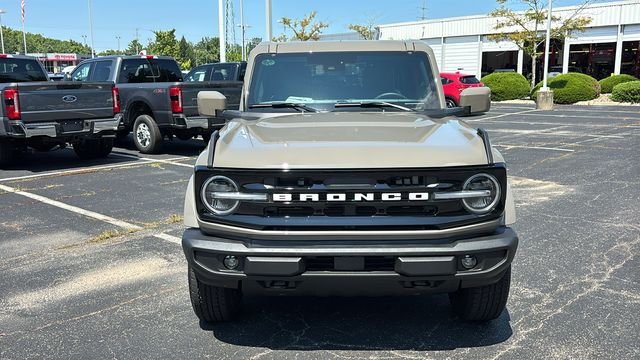 New 2026 Ford Bronco Outer Banks AWD/4WD image 6
