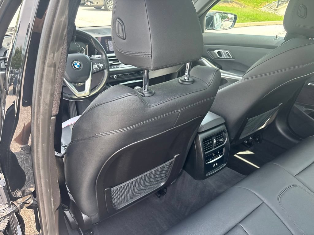 Used 2021 BMW 330i xDrive Sedan w/ Convenience Package AWD/4WD image 40