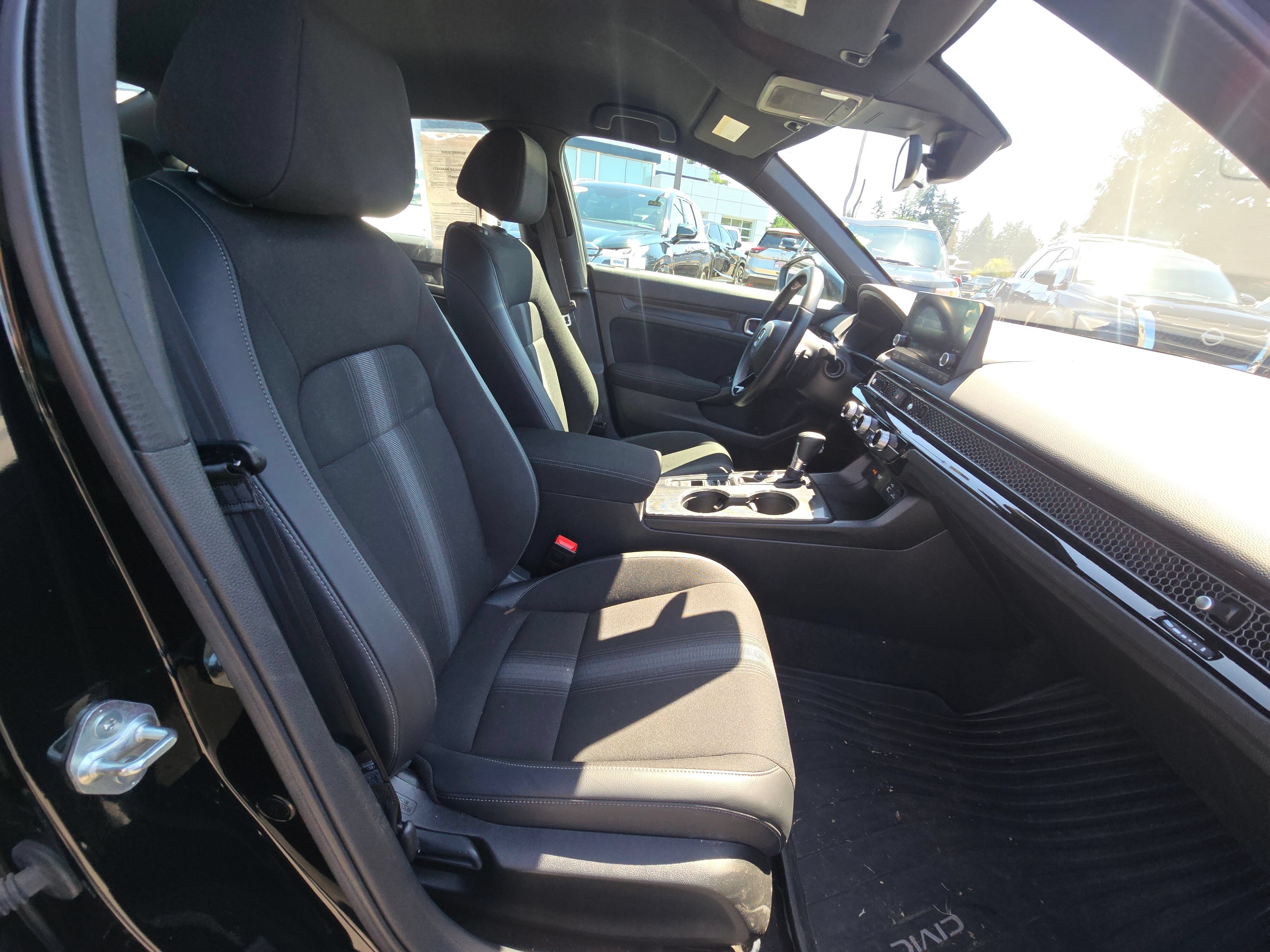 Used 2022 Honda Civic Sport image 11