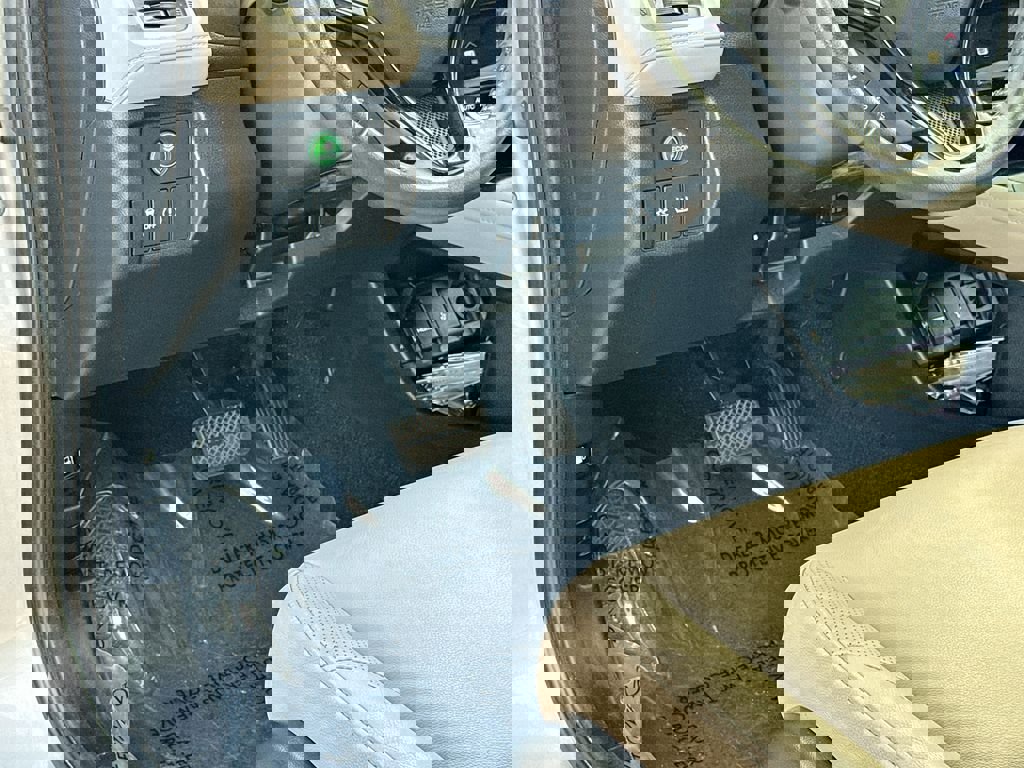 Used 2018 Honda HR-V EX-L image 17