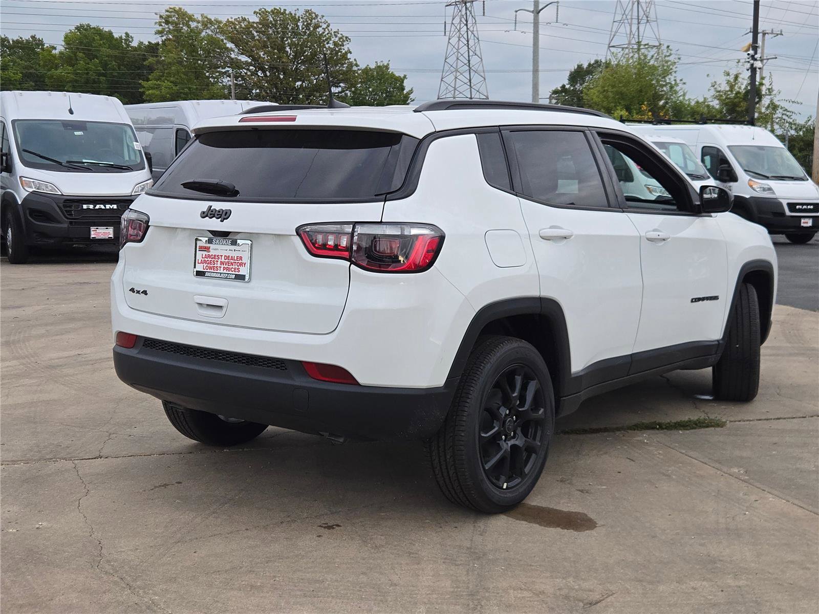 New 2026 Jeep Compass Latitude image 12