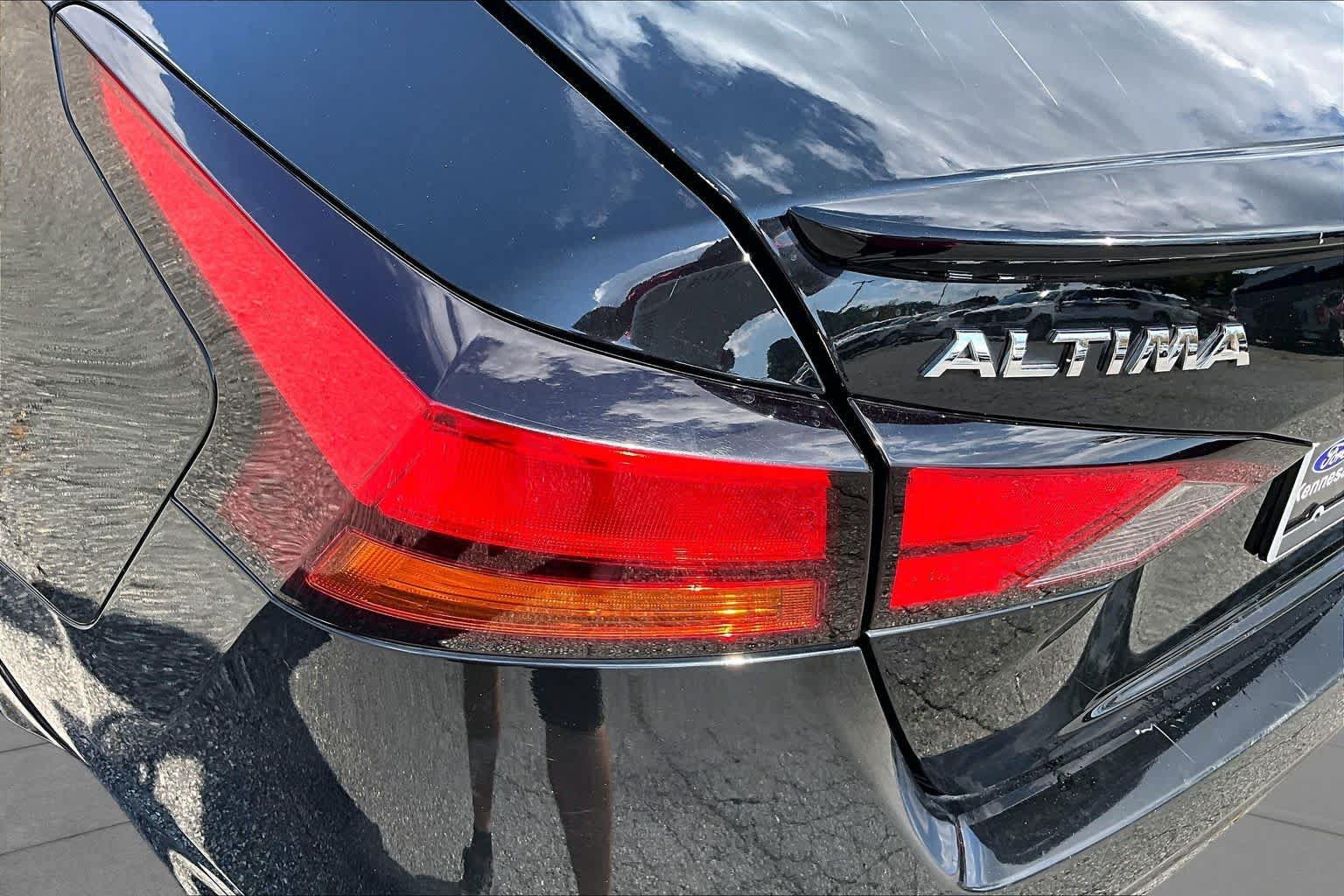 Used 2020 Nissan Altima 2.5 S FWD image 27