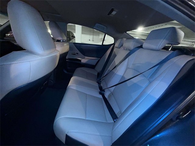 Certified 2023 Lexus ES 350 w/ Premium Package image 18