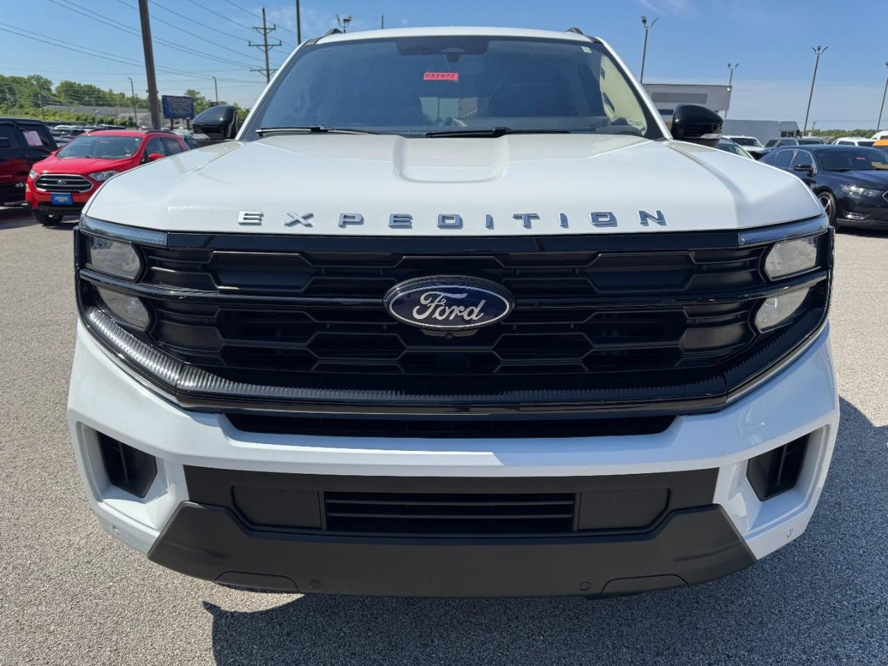 Used 2025 Ford Expedition Active AWD/4WD image 9
