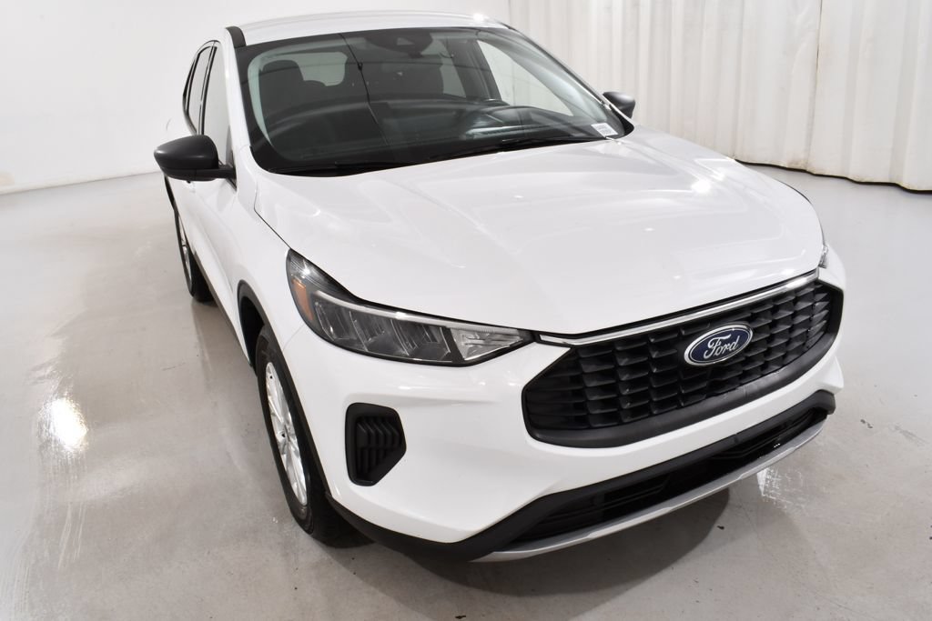 Used 2024 Ford Escape Active w/ Tech Pack #1 AWD/4WD image 4