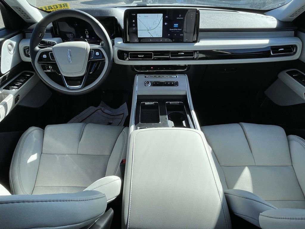 New 2025 Lincoln Aviator Reserve w/ Luxury Package image 11