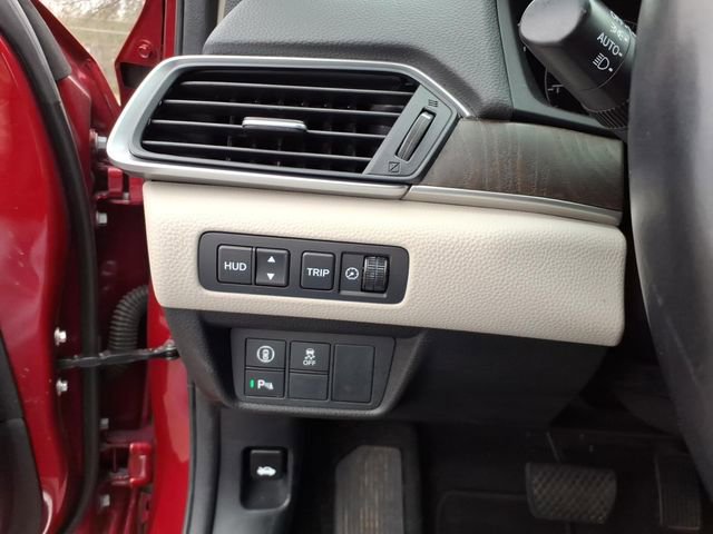 Used 2021 Honda Accord Touring image 11