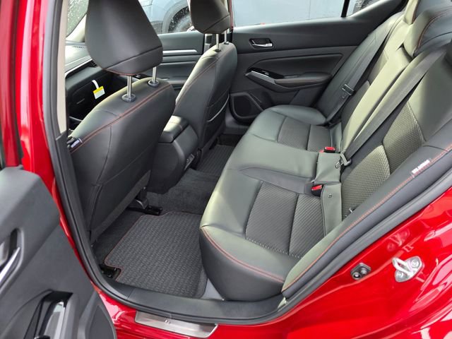 Used 2025 Nissan Altima 2.5 SR image 13