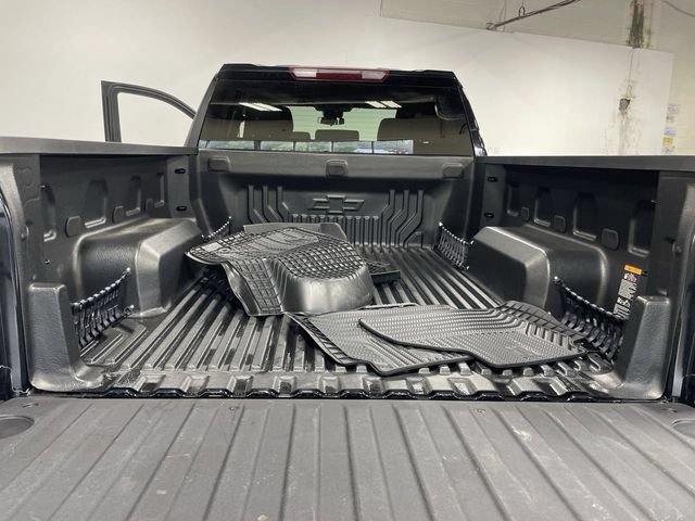 Used 2023 Chevrolet Silverado 1500 LT AWD/4WD image 25