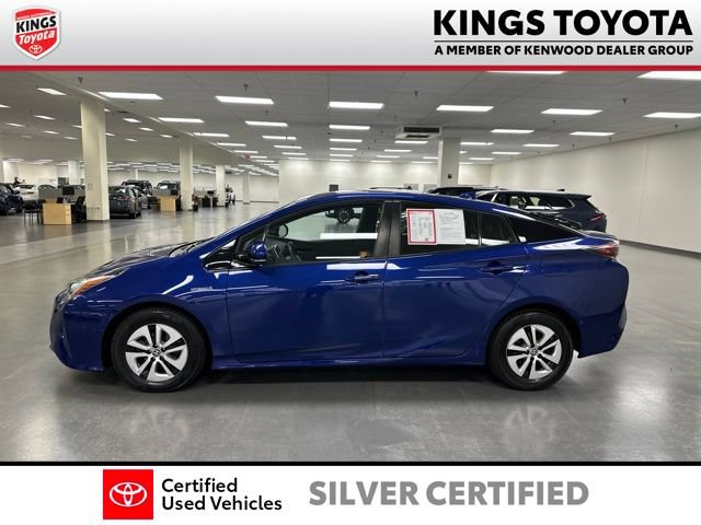 Certified 2017 Toyota Prius Four FWD image 5