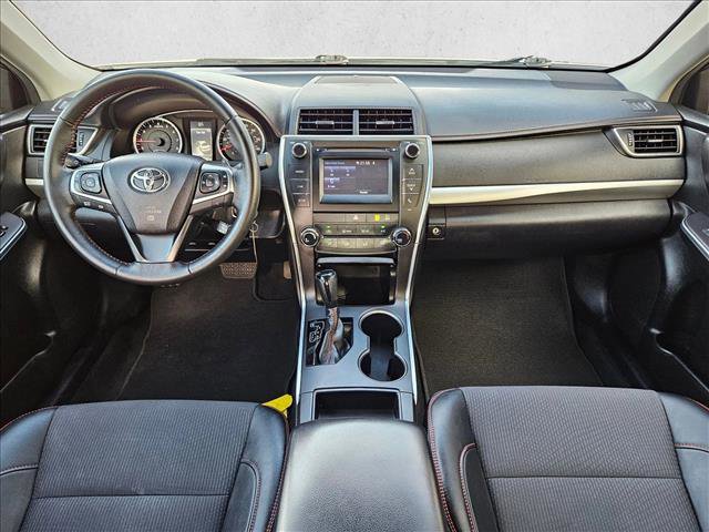 Used 2017 Toyota Camry SE image 17