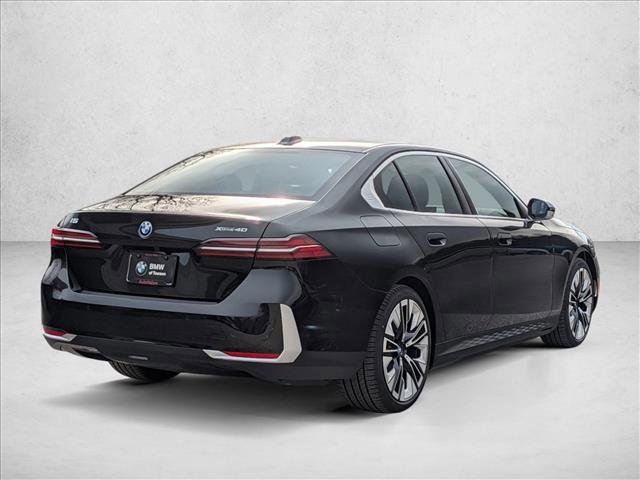 New 2026 BMW i5 eDrive40 w/ Premium Package AWD/4WD image 2