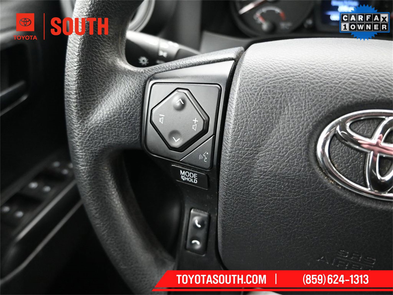 Used 2022 Toyota Tacoma SR image 19