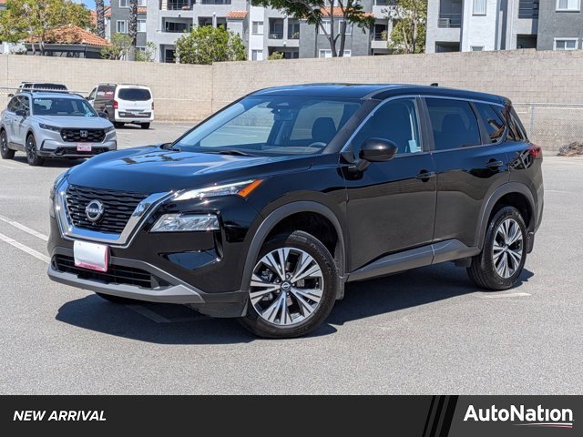 Used 2023 Nissan Rogue SV