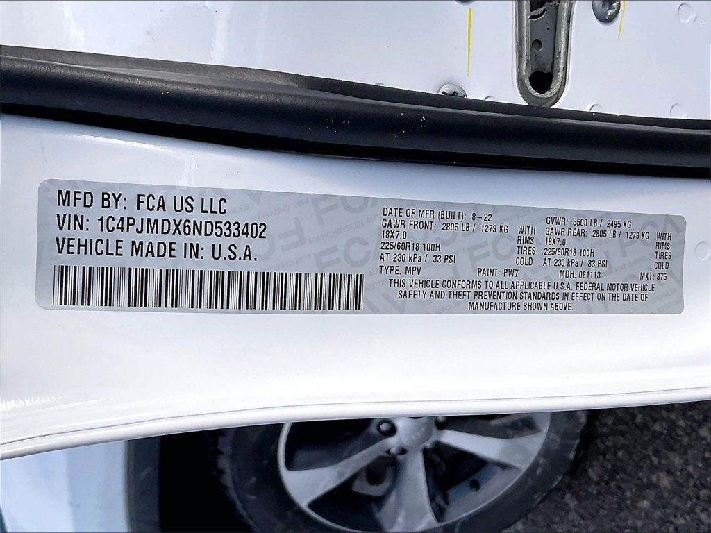 Used 2022 Jeep Cherokee Limited image 32