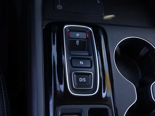 Used 2025 Honda Pilot EX-L image 33