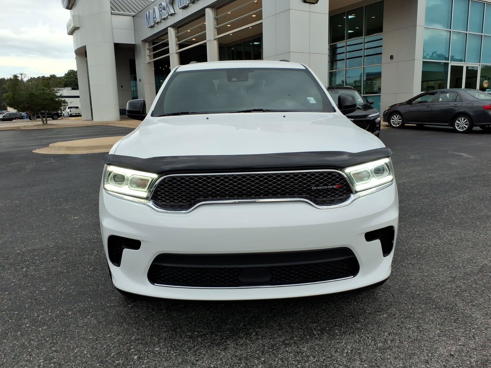 Used 2023 Dodge Durango SXT Launch Edition AWD/4WD image 2