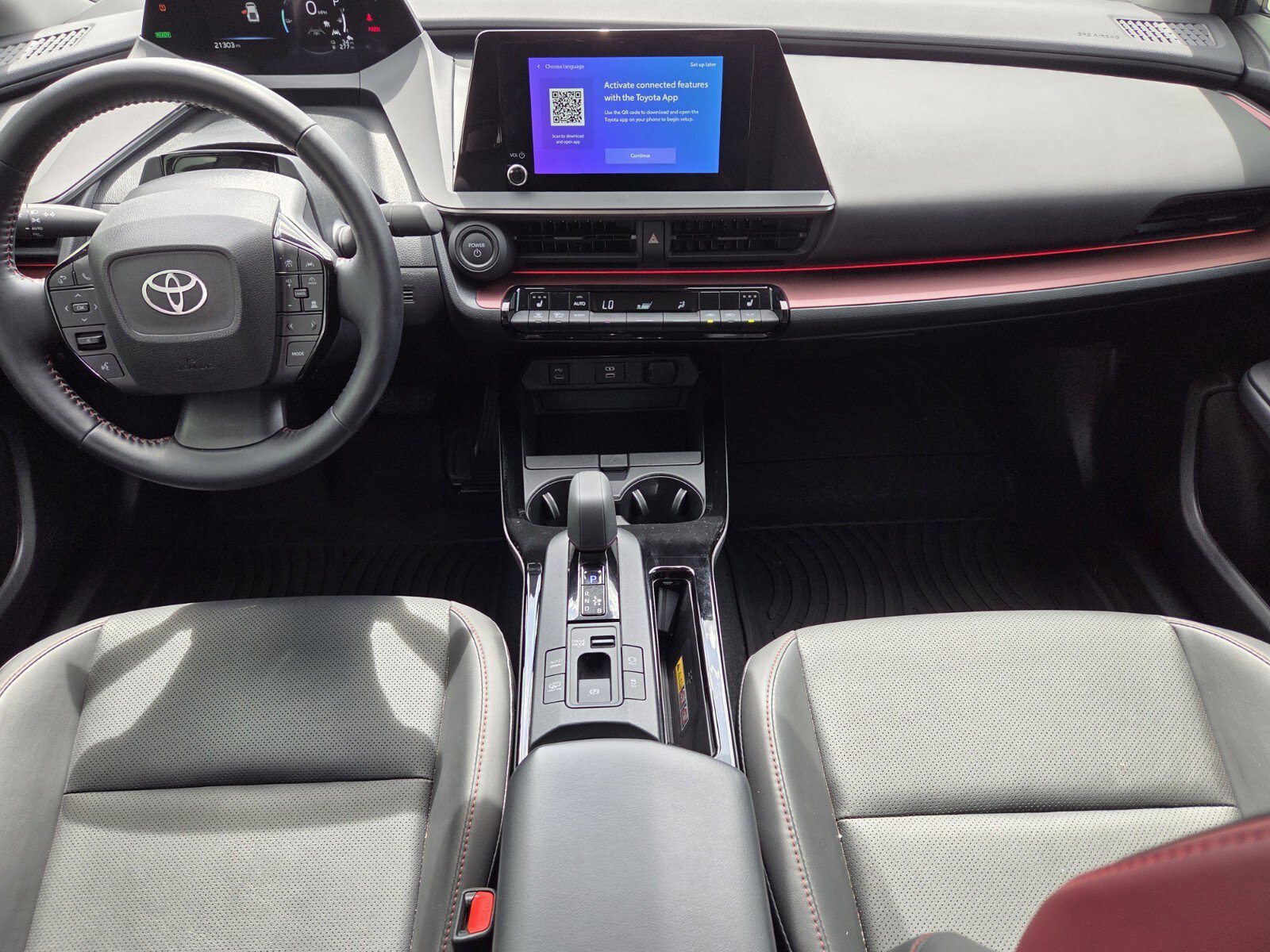 Used 2025 Toyota Prius Plug-In Hybrid FWD image 7