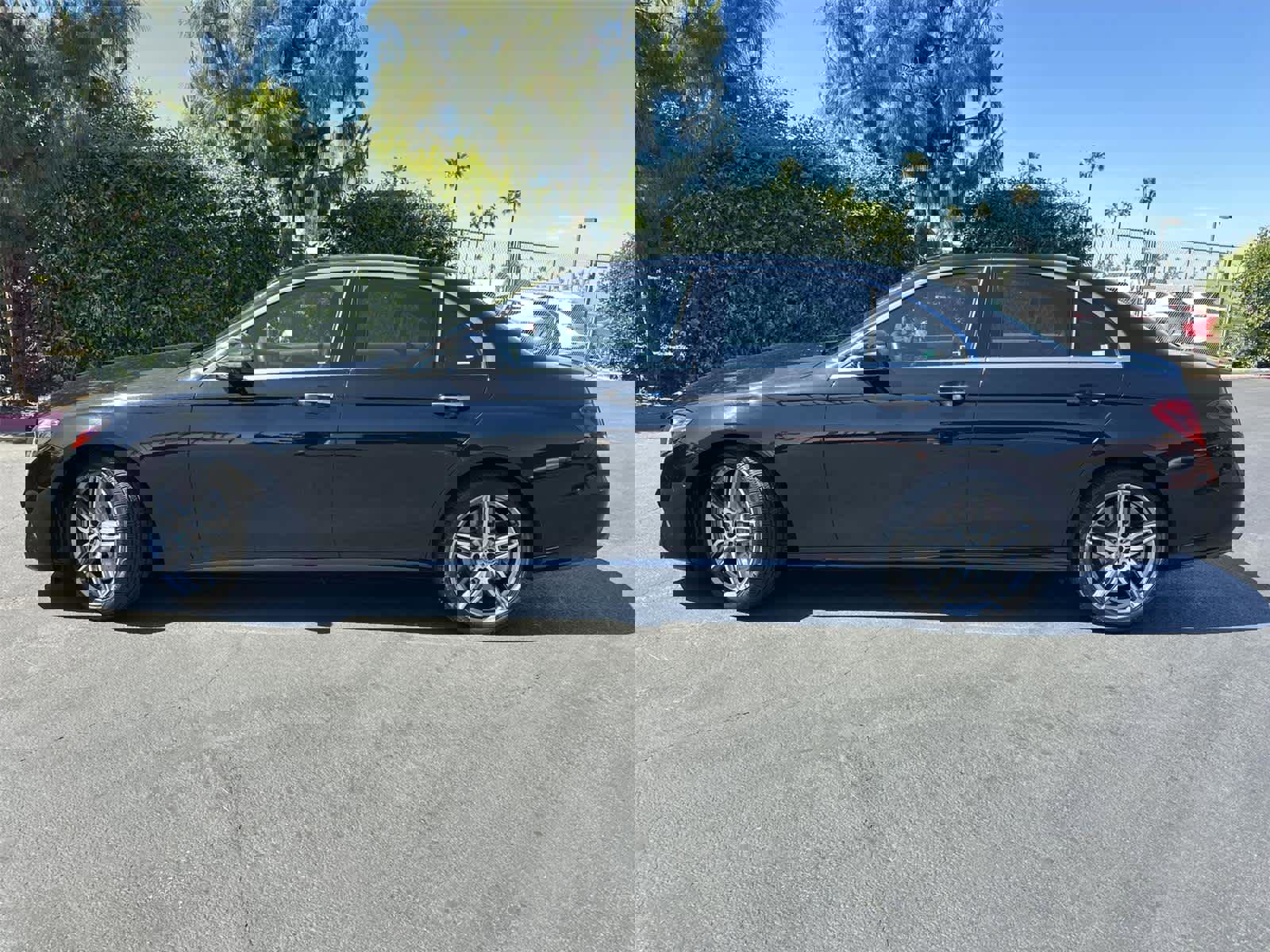 Used 2019 Mercedes-Benz E 450 4MATIC Sedan image 3