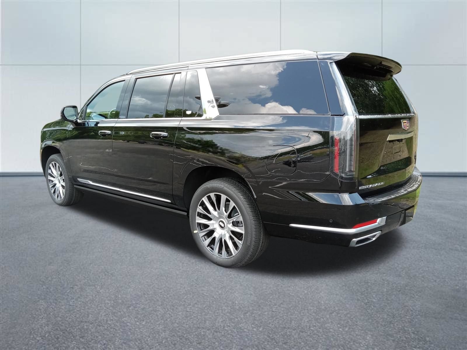 New 2026 Cadillac Escalade ESV Platinum Luxury w/ LPO, Floor Liner Package AWD/4WD image 3