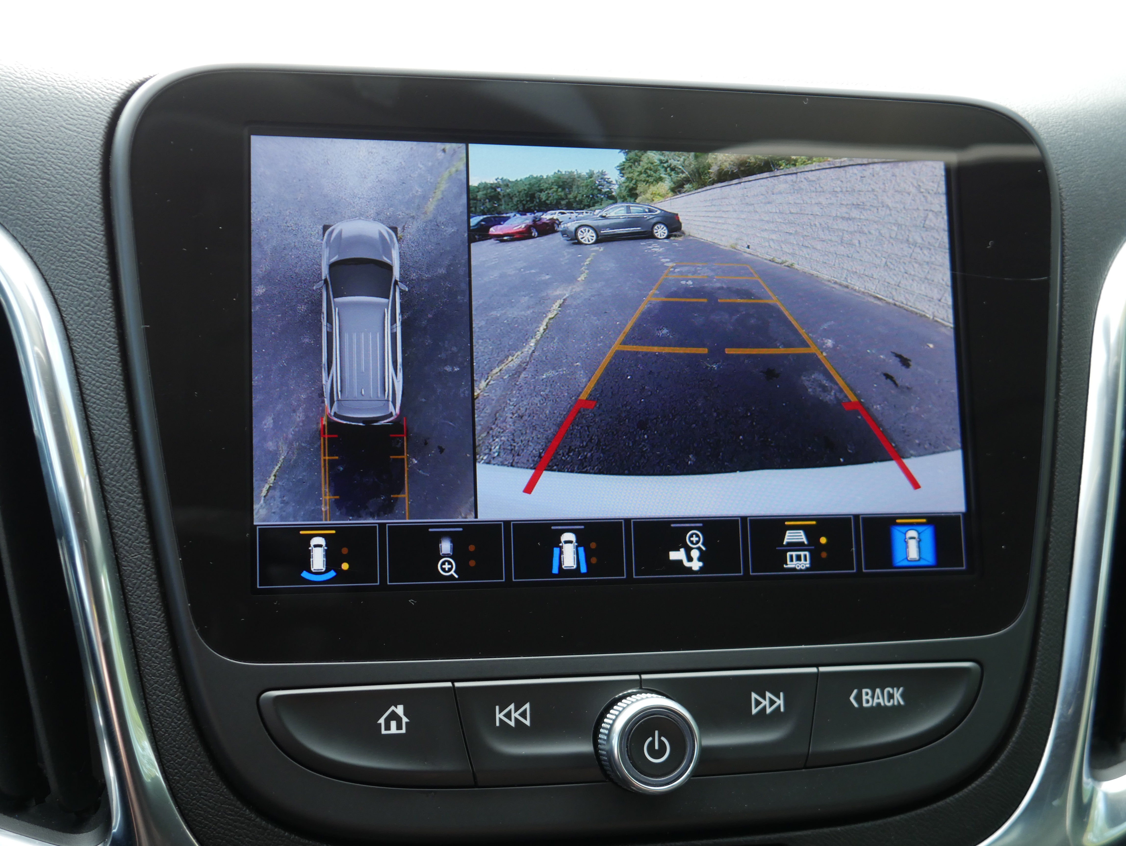 Certified 2024 Chevrolet Equinox LT AWD/4WD image 18