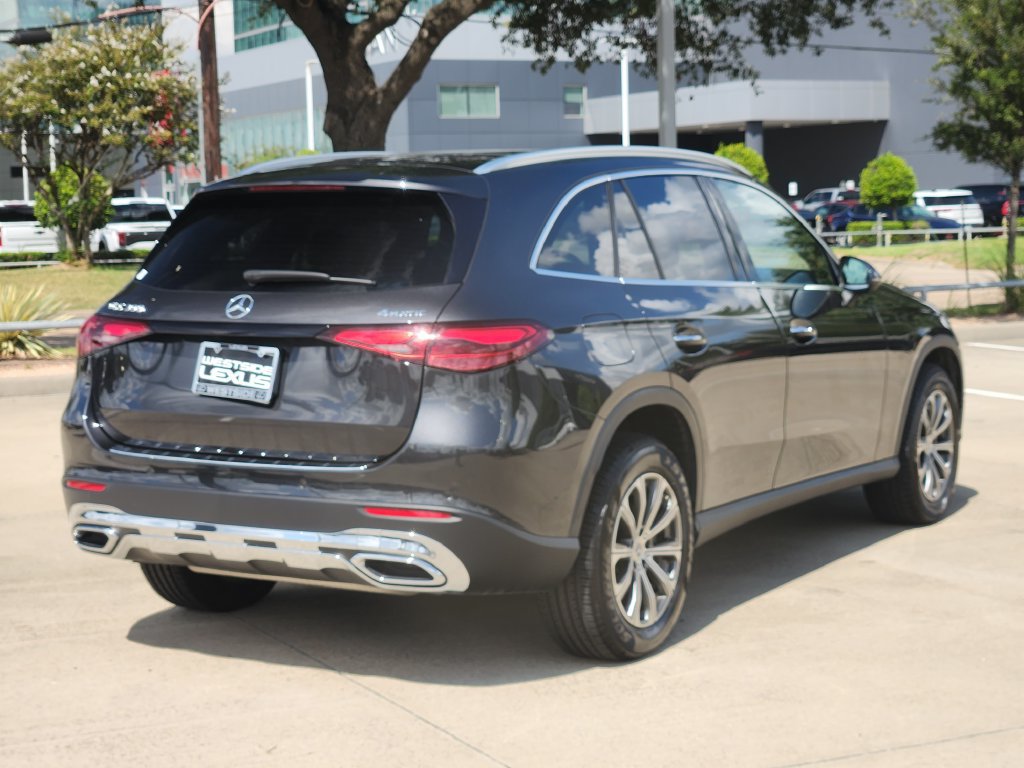 Used 2024 Mercedes-Benz GLC 300 4MATIC image 7